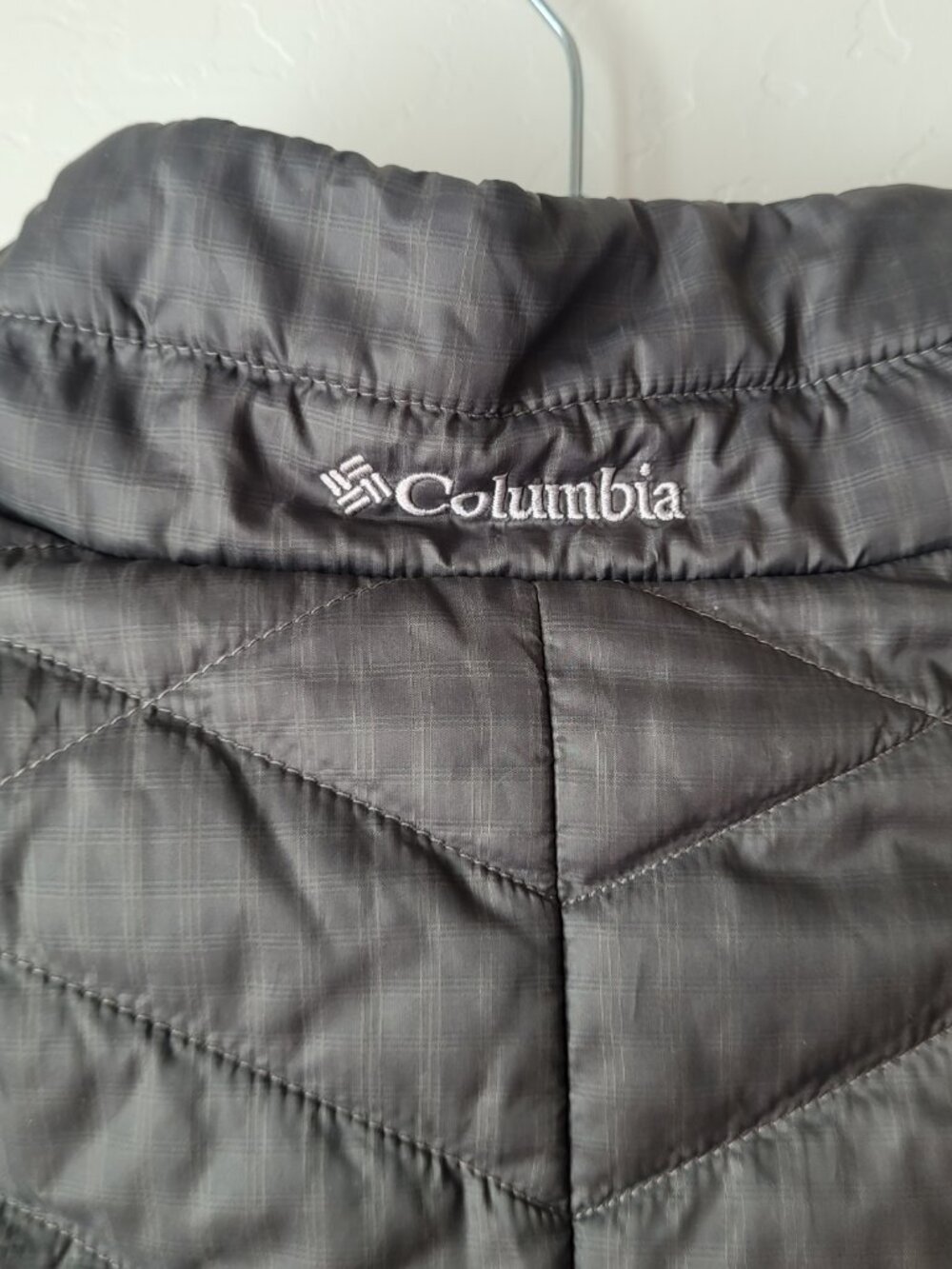 Columbia Omni-Heat Insulated Quilted Vest - Picture 7 of 10